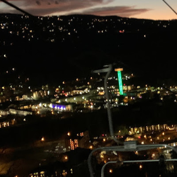 Meet your Posher, Andersen - Picture 1 of 1